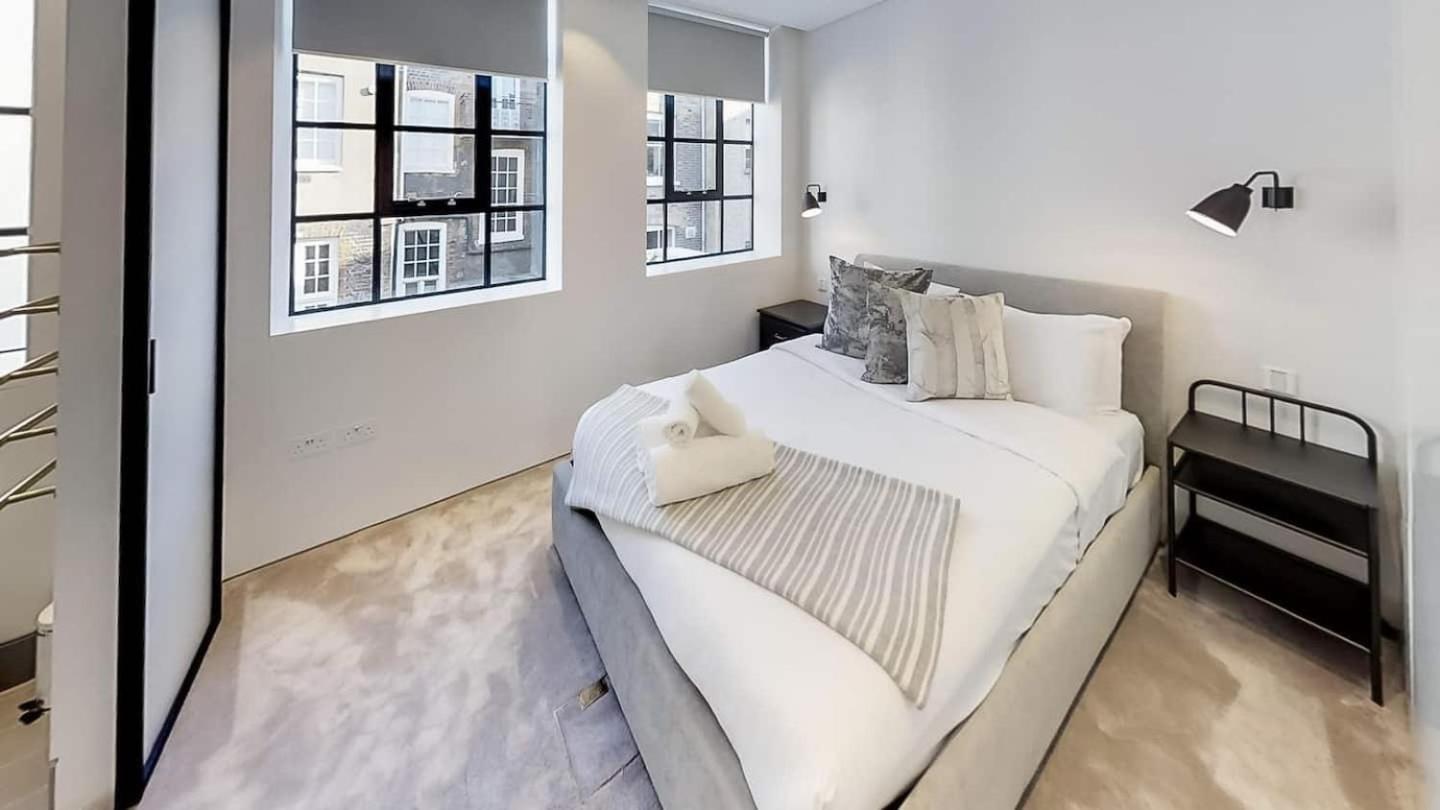Lovely 4 Bdr Free Parking Appartamento Londra