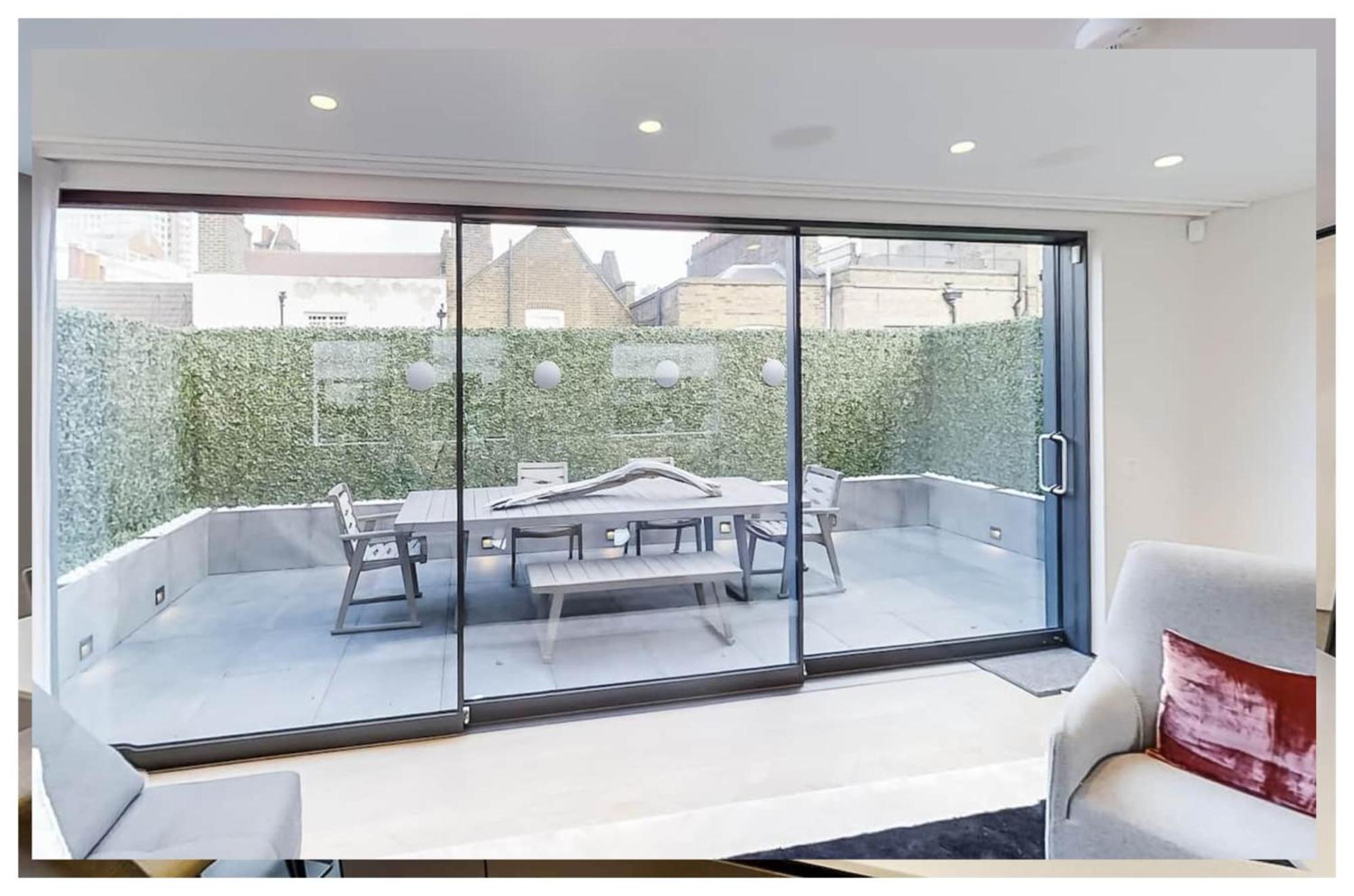 Lovely 4 Bdr Free Parking Appartamento