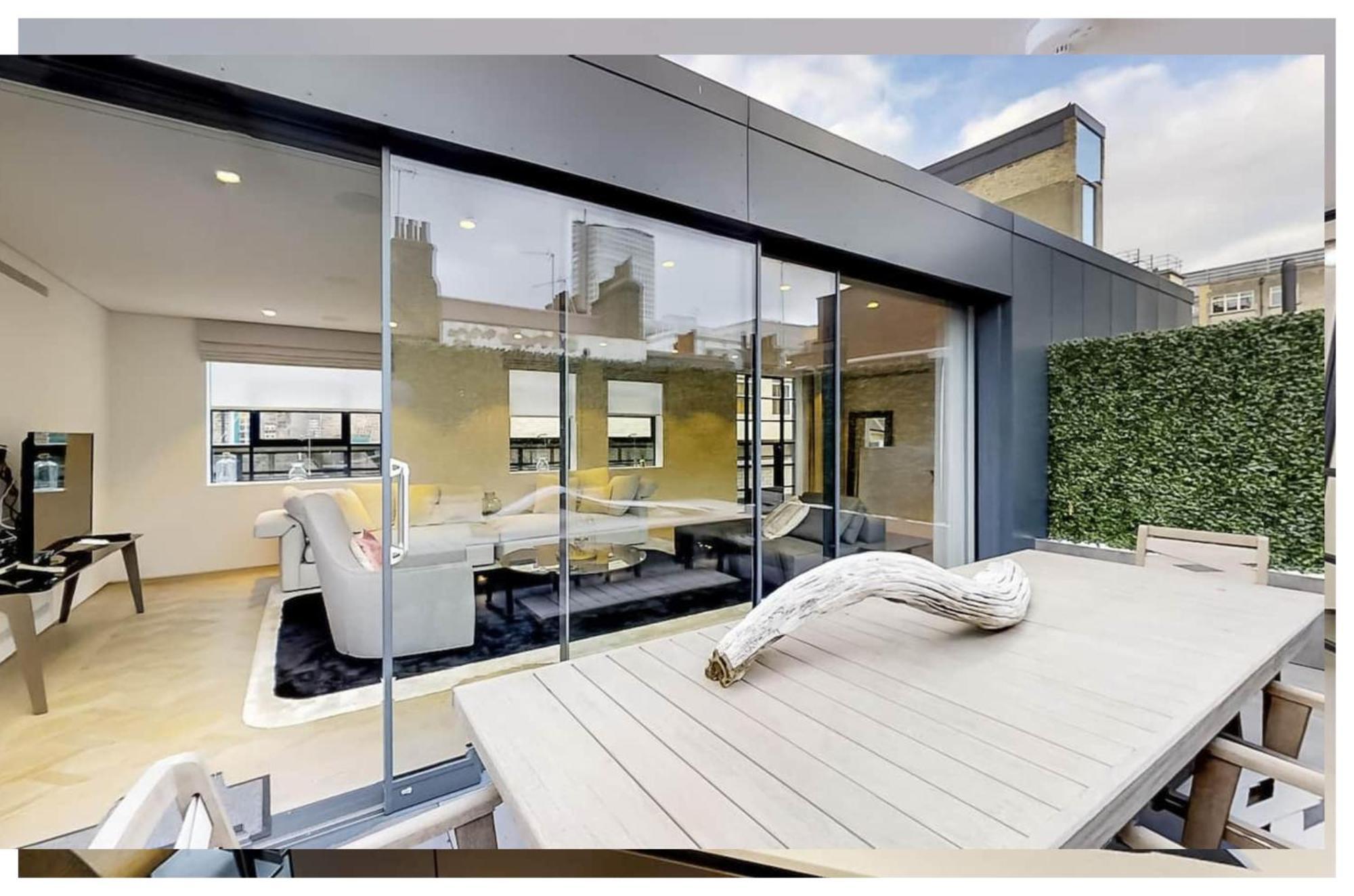 Appartamento Lovely 4 Bdr Free Parking